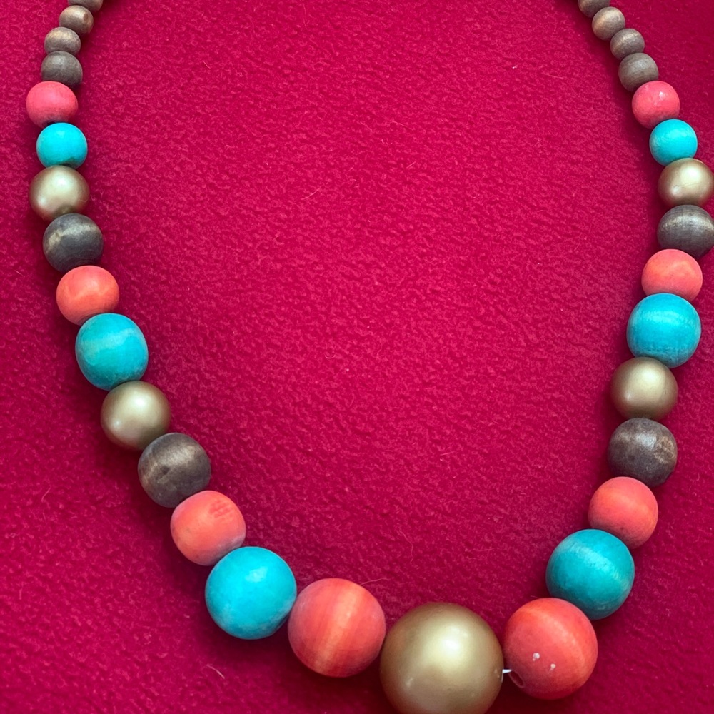 Necklace - Picture 4 of 4